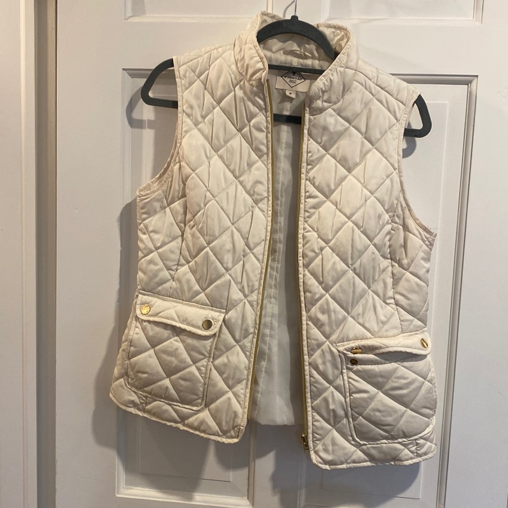 St. John’s Bay puffer vest size medium